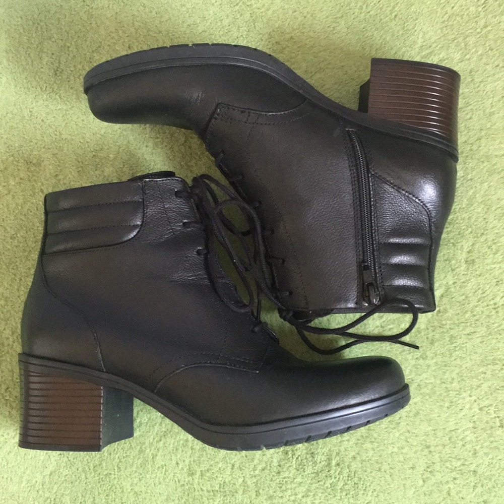 Lace-up Chunky Heel Boots